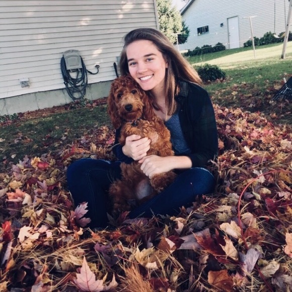 Meet your Posher, Alea - Picture 2 of 2